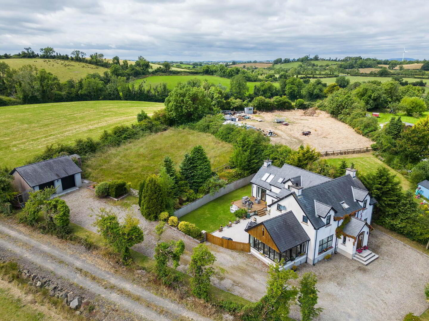 102 Comber Road 34 of 36