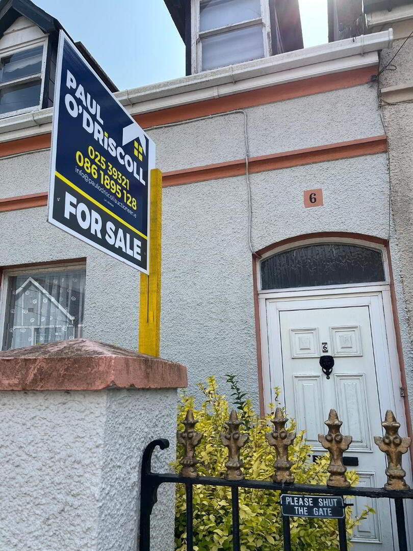 Woodland View, 6 Old Youghal Road 2 of 22