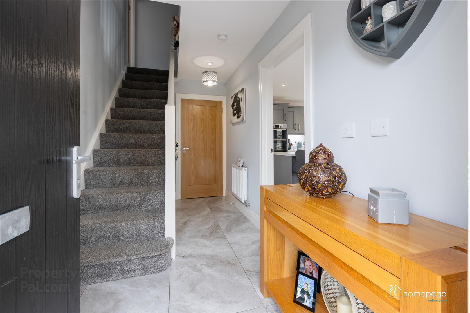 27 Beech Hill View 4 of 38