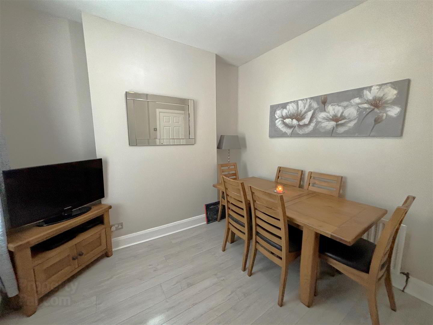 254 Cliftonville Road 12 of 32