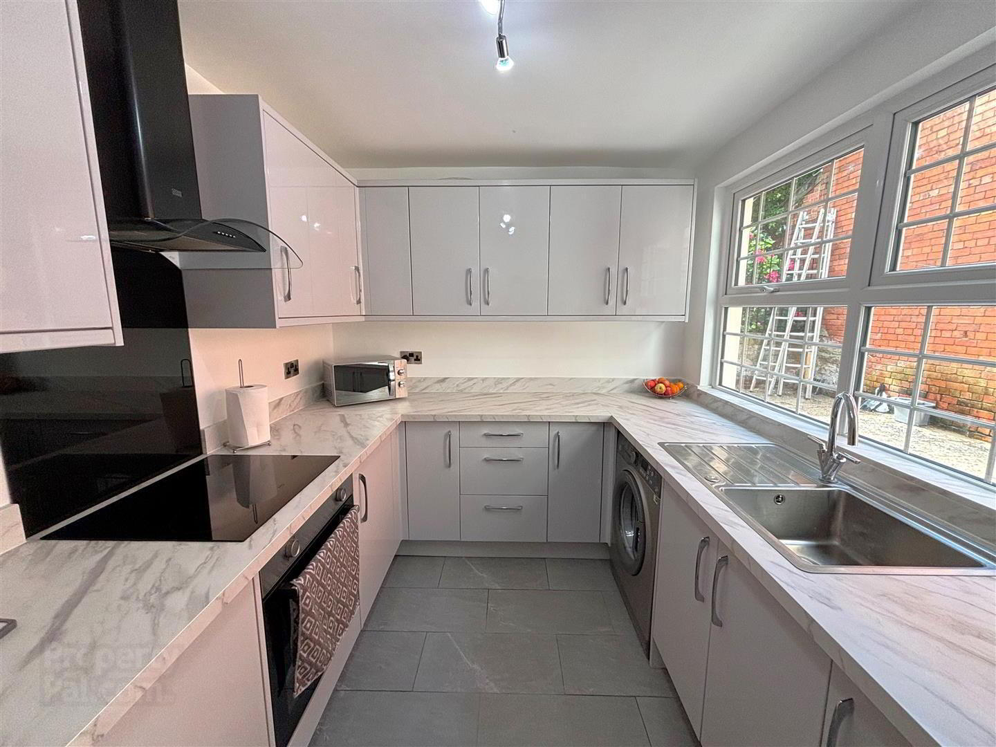 254 Cliftonville Road 13 of 32