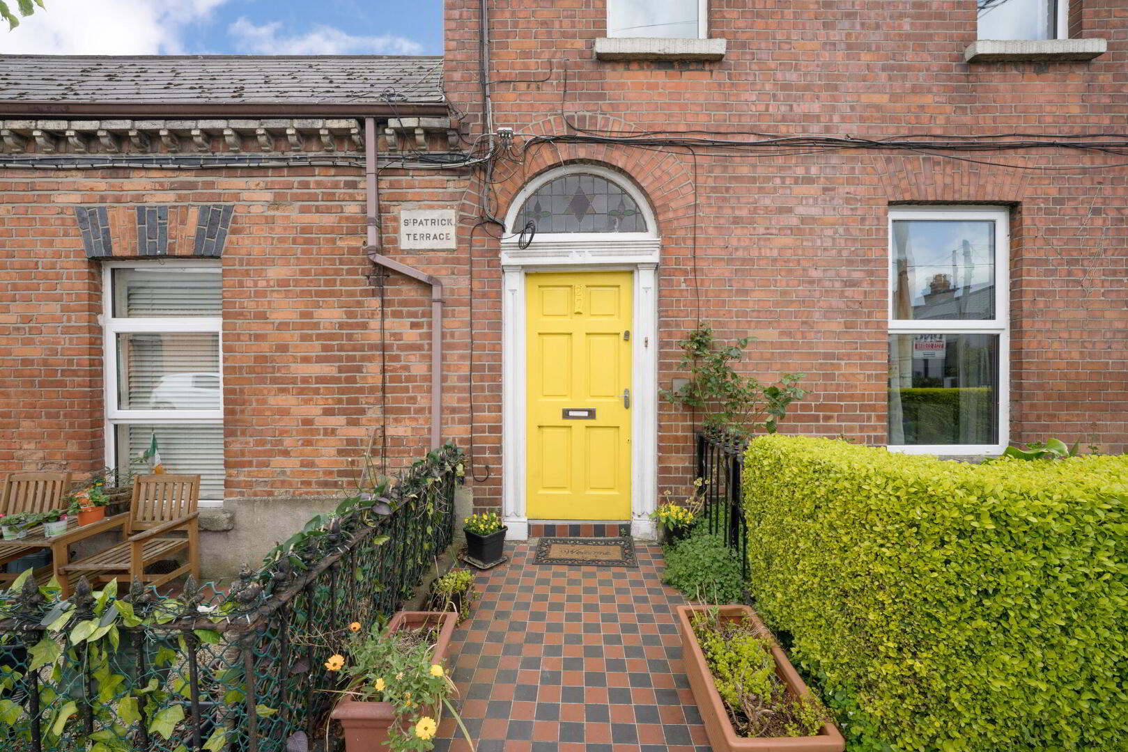 property description image