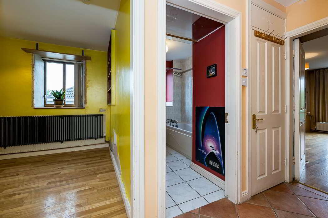 Apartment 1 Chestnut Square 6 of 14