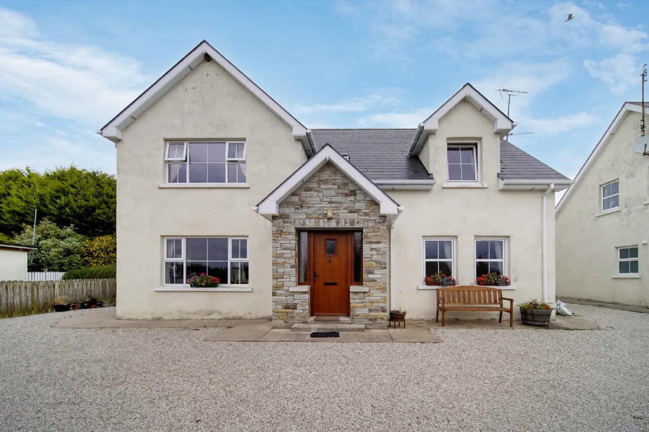 4 Ardglass 3 of 47