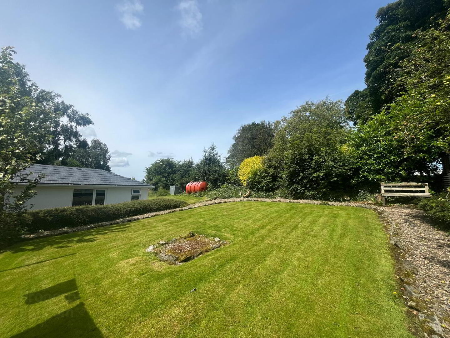16 Leckpatrick Road 41 of 43