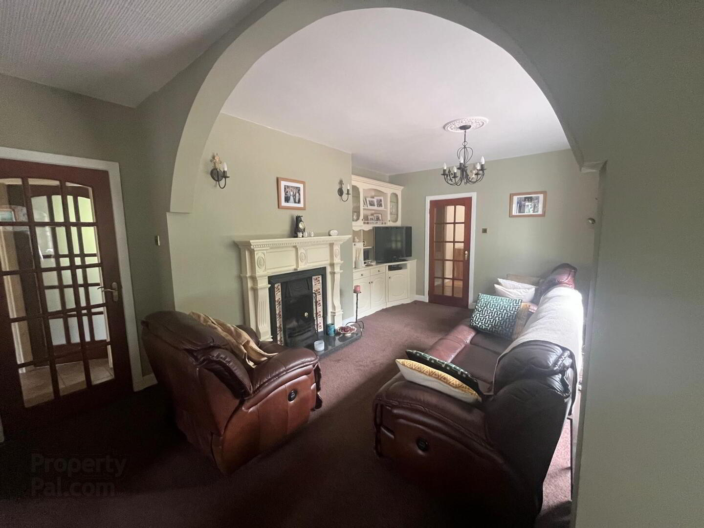 16 Leckpatrick Road 9 of 43