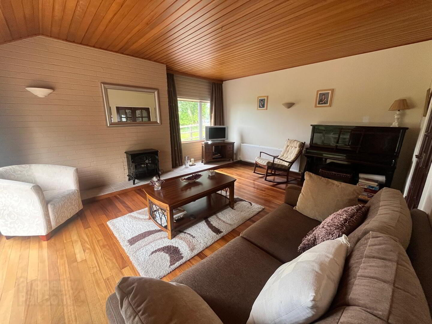 16 Leckpatrick Road 13 of 43