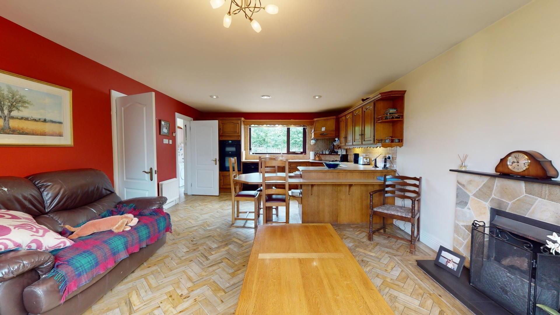 6 Lauravale 11 of 24
