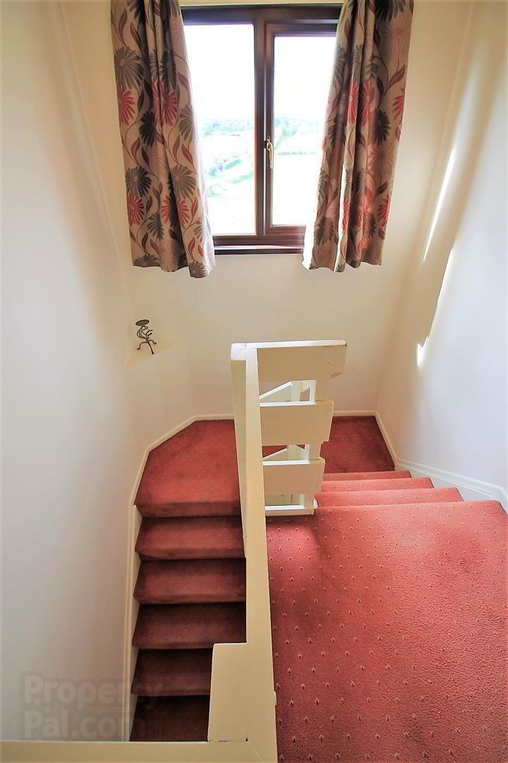 1 Ballyearl Road 14 of 23