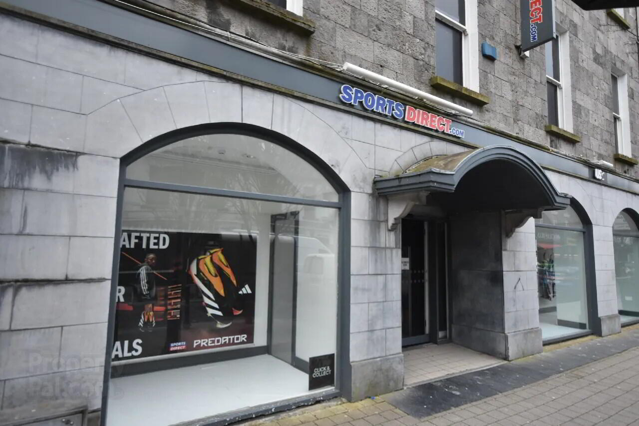 Sports Direct, 19 & 20 Pearse Street