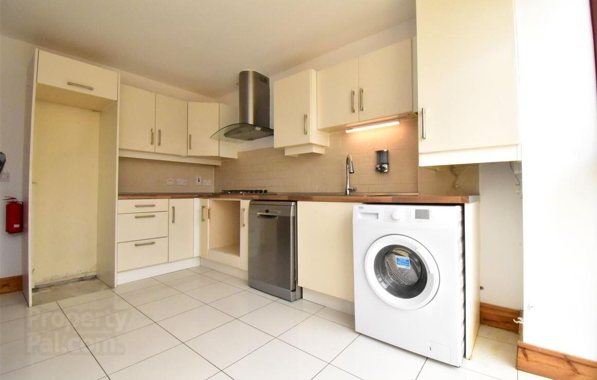 17 Castlegate Copse 7 of 15