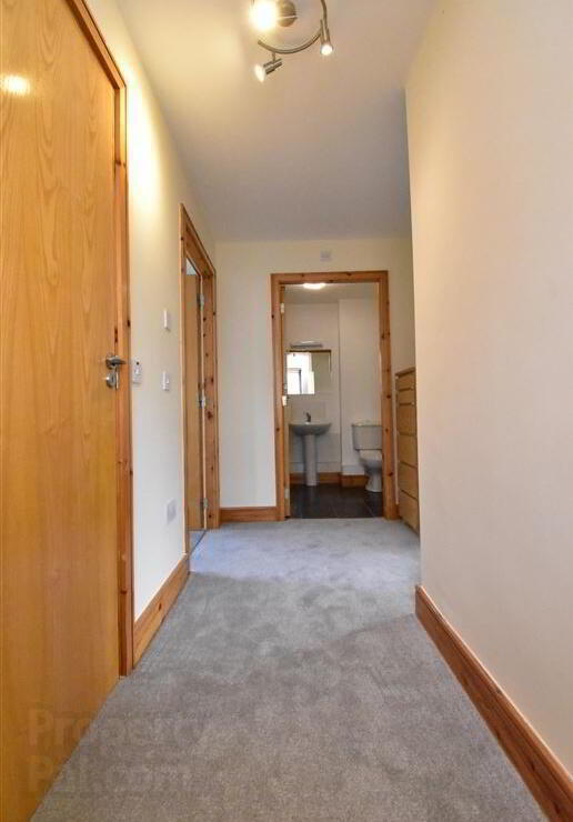 17 Castlegate Copse 9 of 15