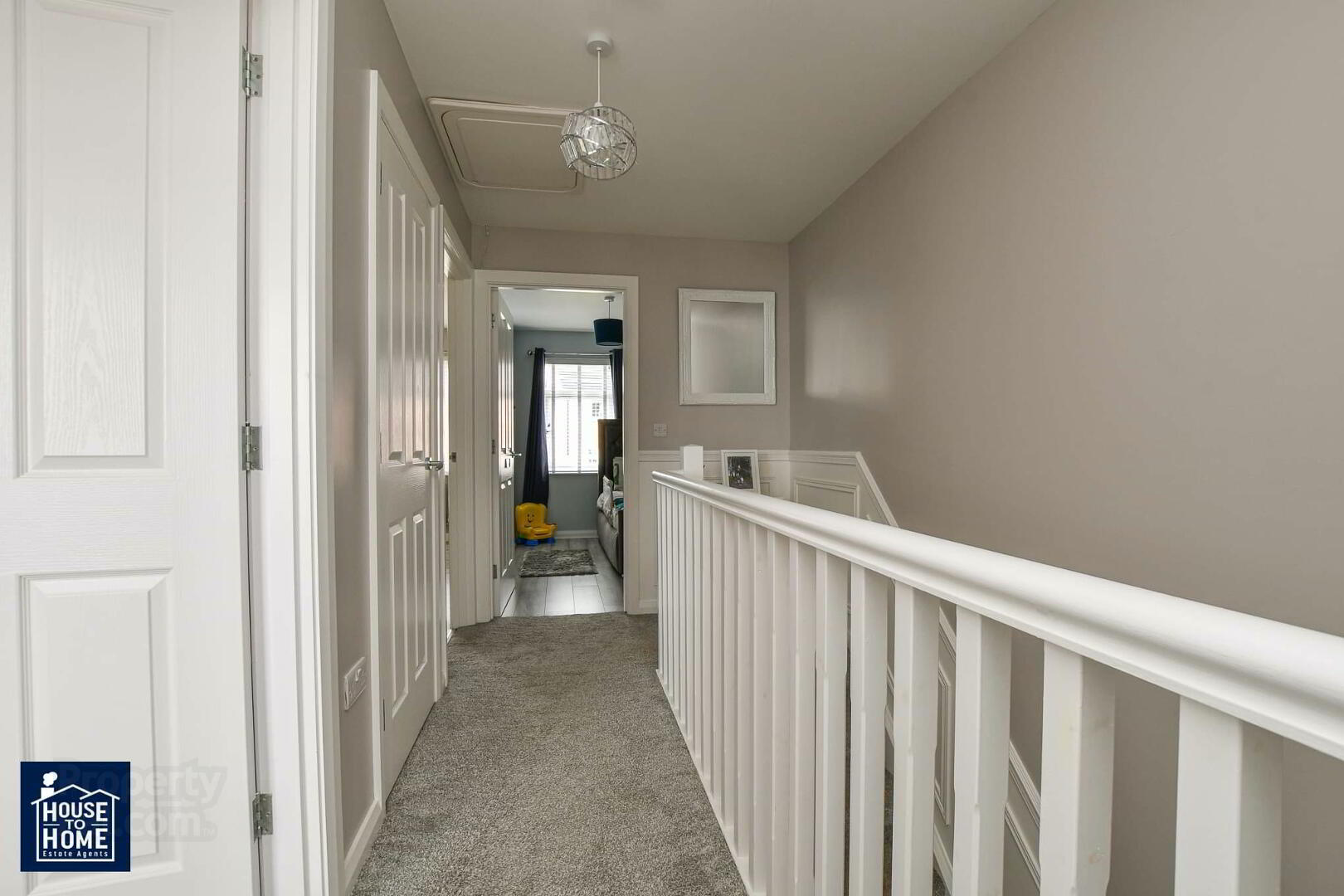 4 Emersons Close 13 of 29