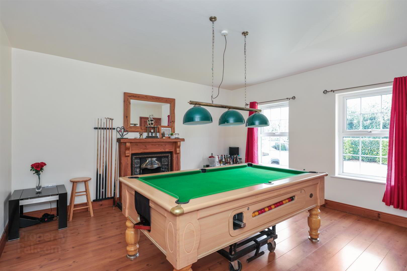 2 Strangford Avenue 5 of 38