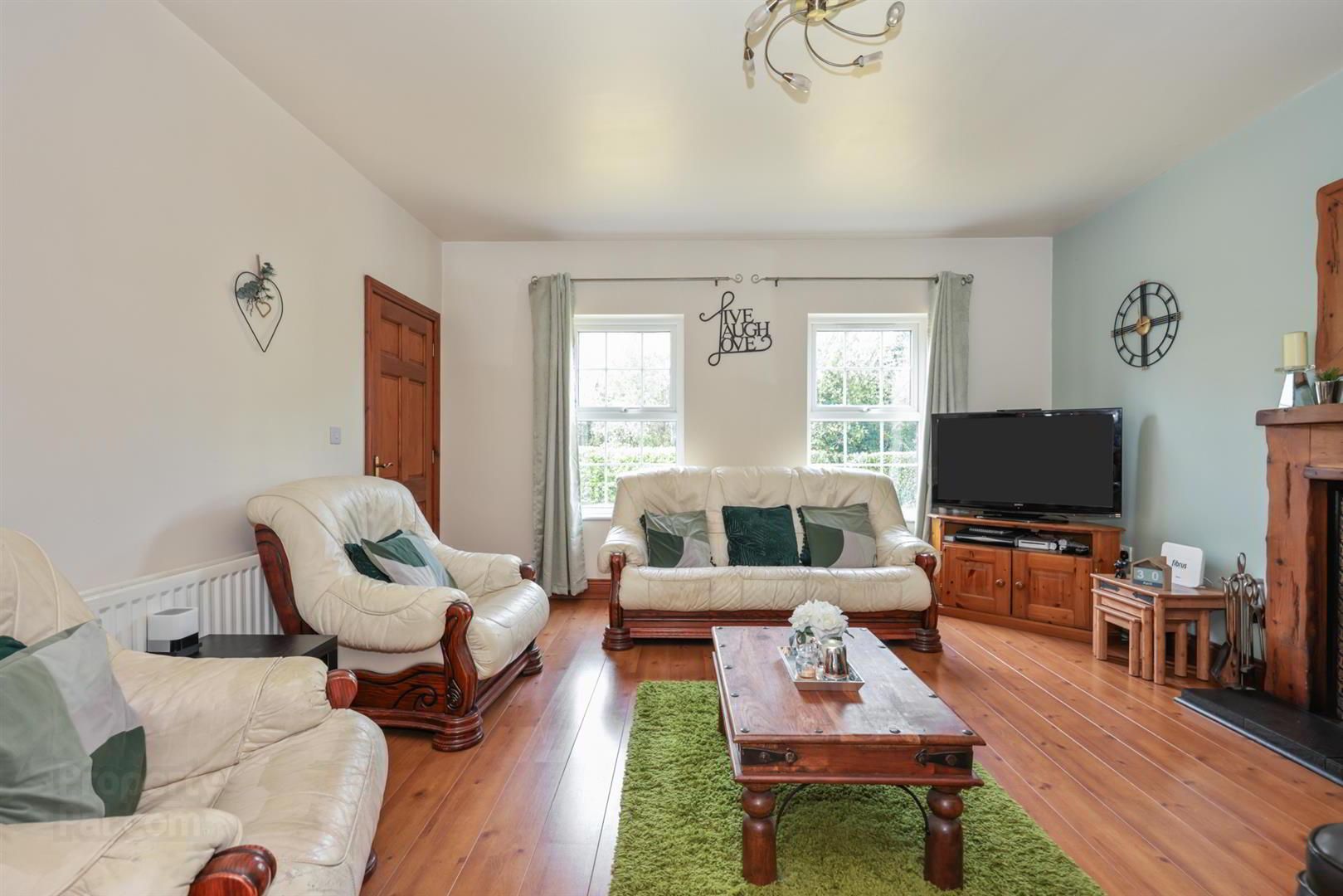 2 Strangford Avenue 8 of 38