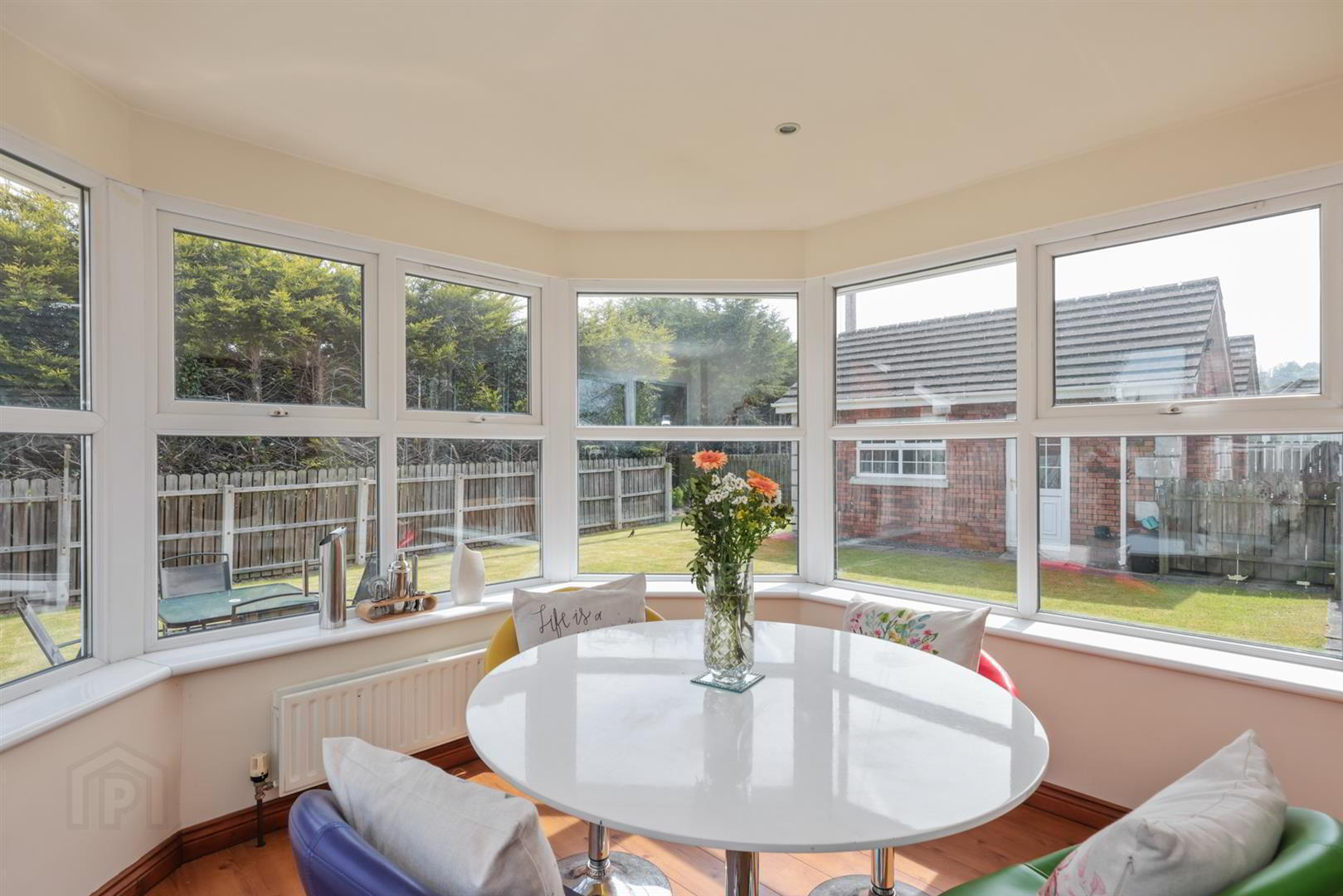 2 Strangford Avenue 14 of 38
