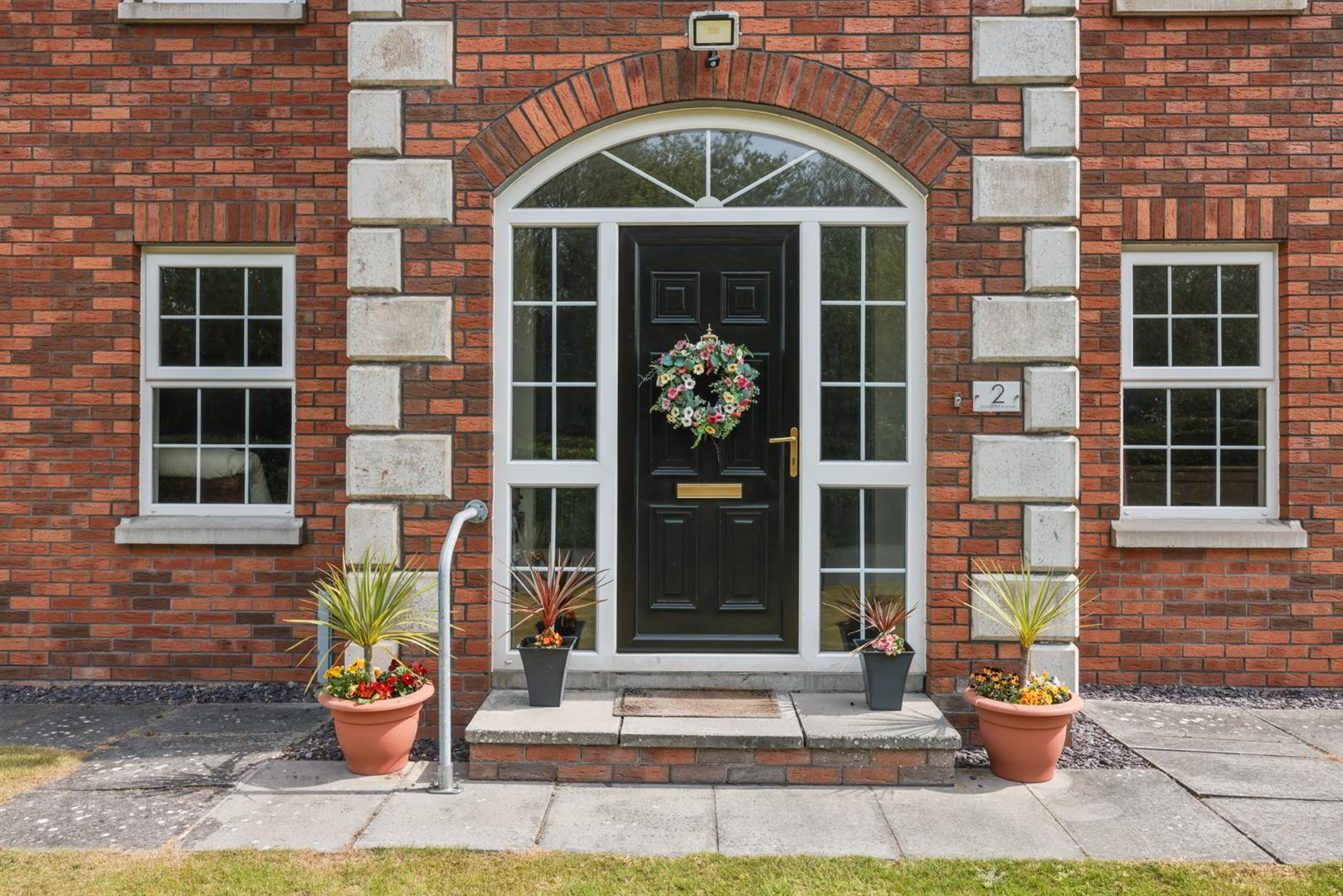 2 Strangford Avenue 36 of 38