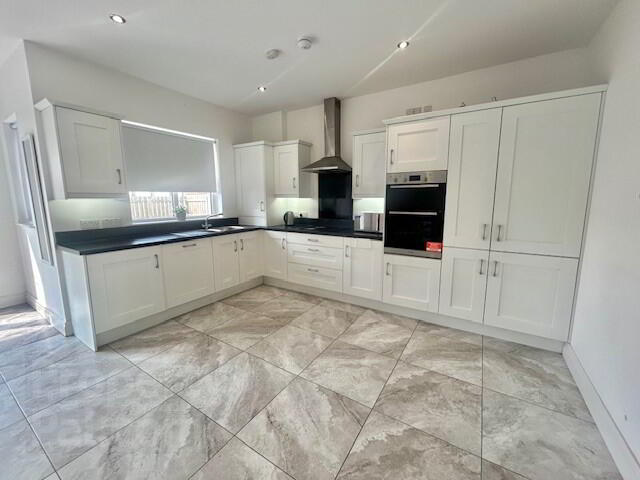 38 Beech Hill View 7 of 16