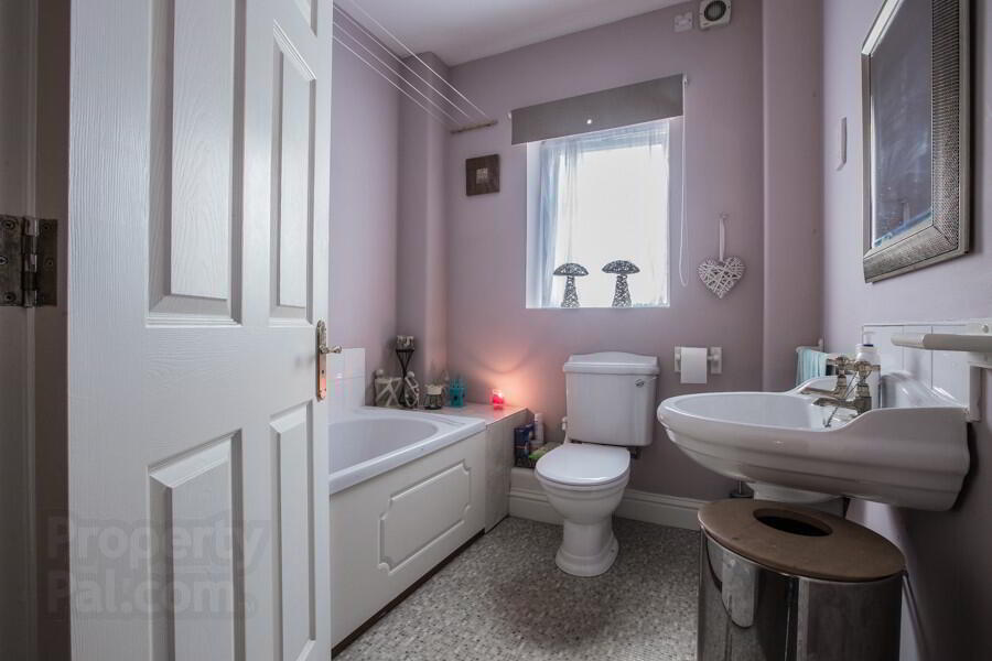 8 Glenmore Place 8 of 9