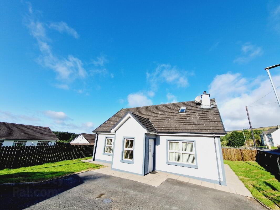 17 Barony Road 1 of 19