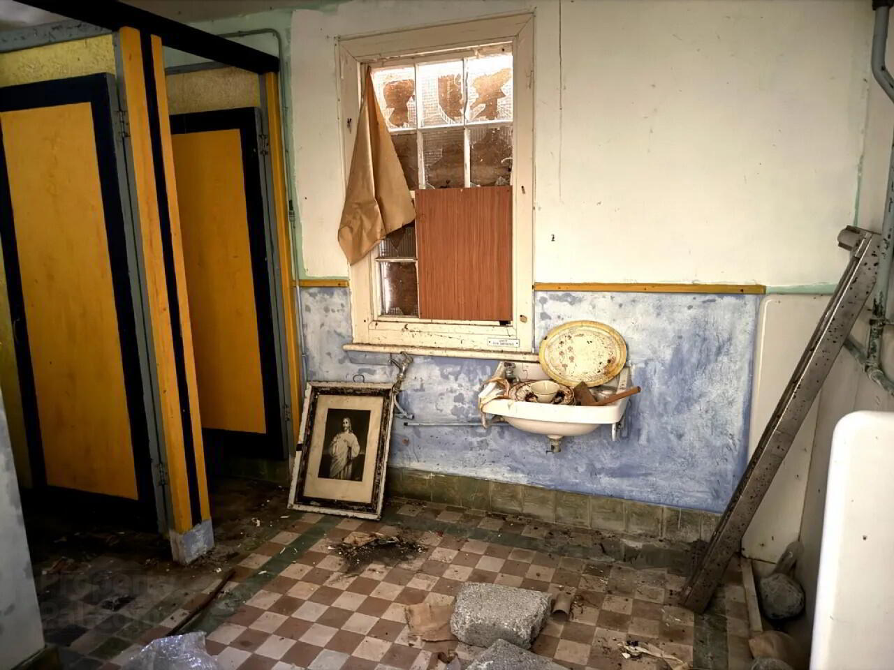 Old School House 10 of 17