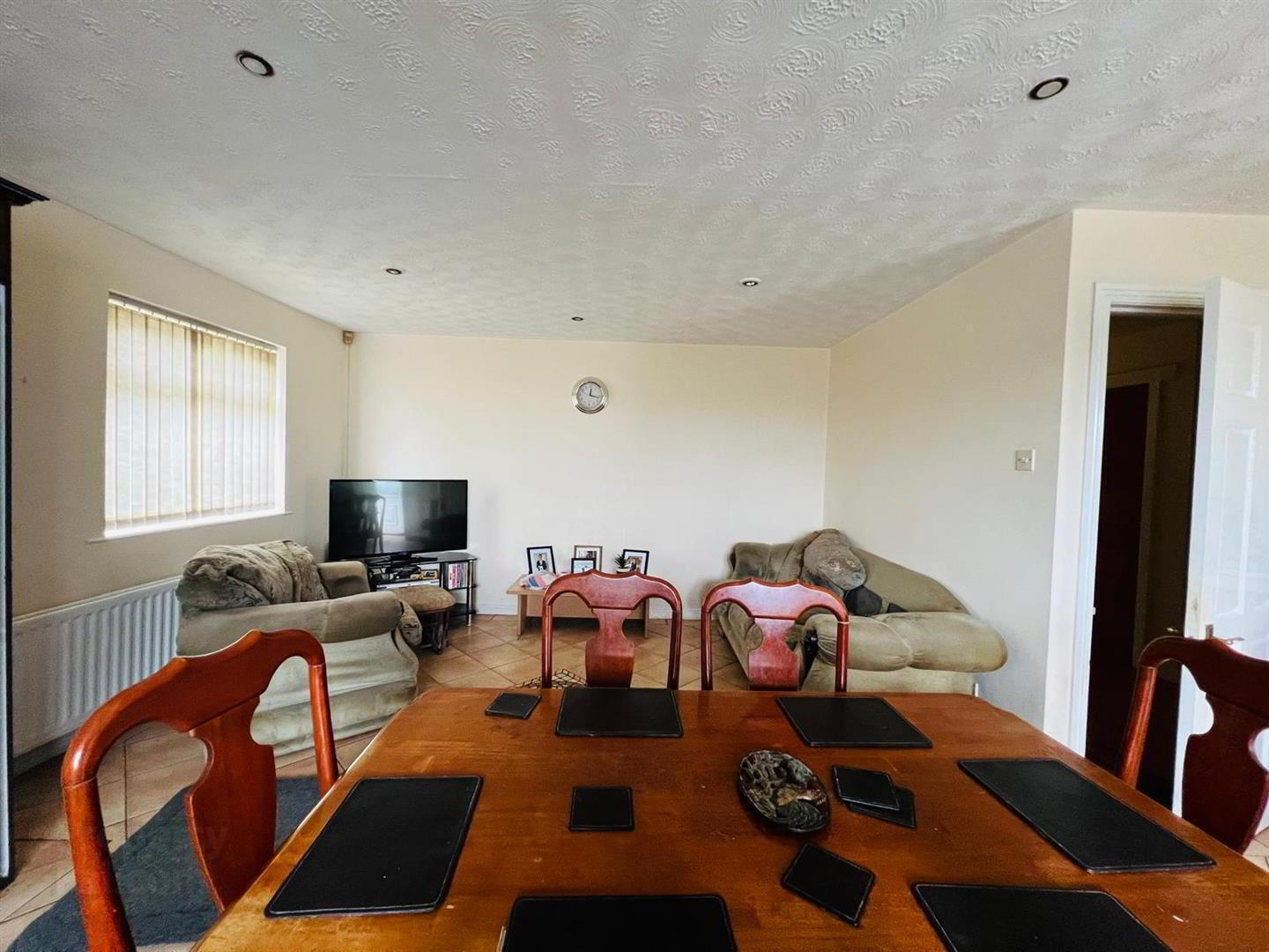 10 Highmoor Road 9 of 14