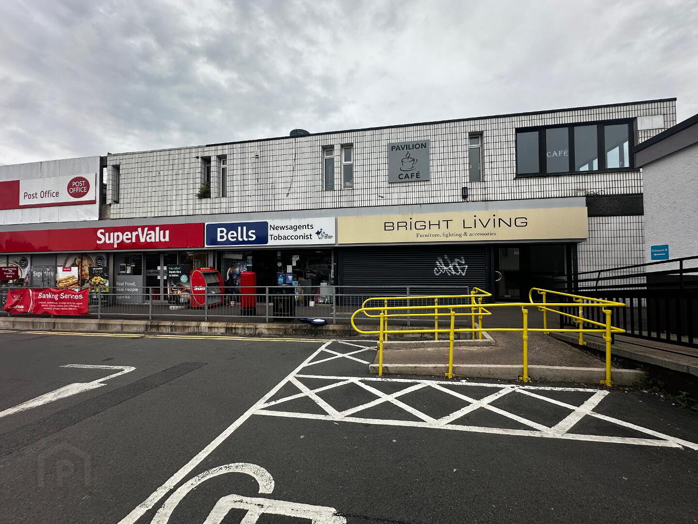 Units 16, And 16a Kings Square Shopping Centre 1 of 2