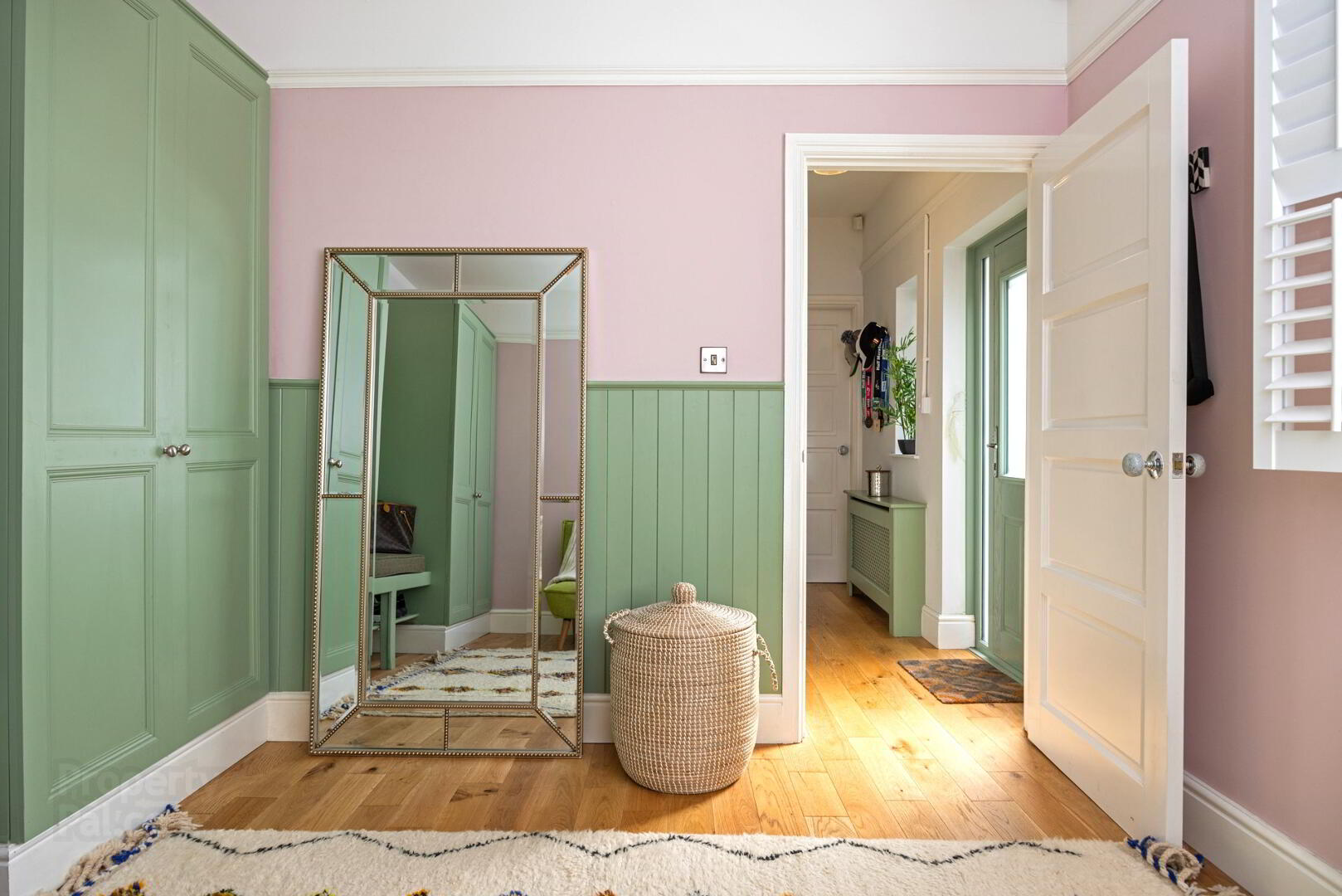 The Mews House, 31a Lisburn Street 12 of 33
