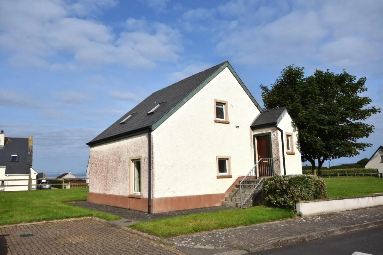 12 Cahermore Holiday Village