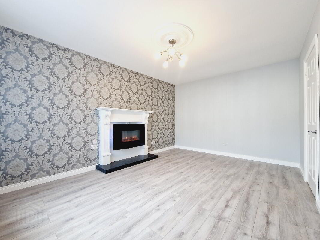 288 Ballycolman Estate 9 of 15
