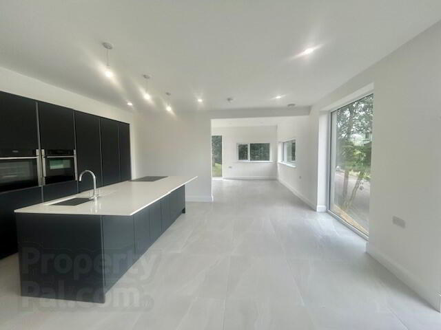The Qube, Hazelwood Avenue 13 of 39
