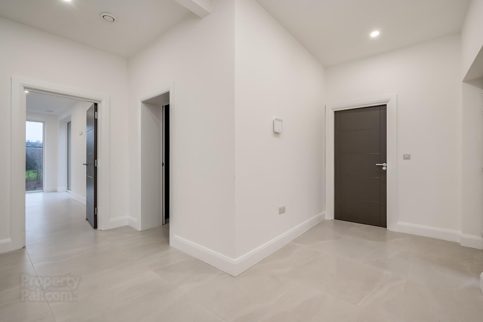 The Qube, Hazelwood Avenue 5 of 39