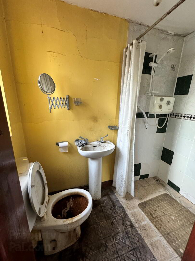 No 50 Saint Macartans Villas 8 of 12
