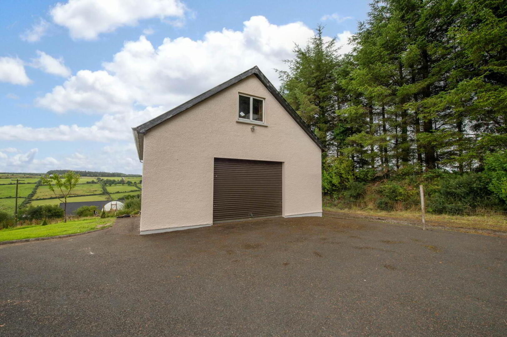 Hill Top House 53 of 61