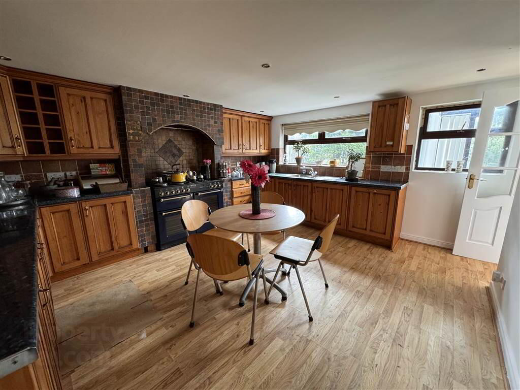 7 Hannahstown Hill 7 of 13
