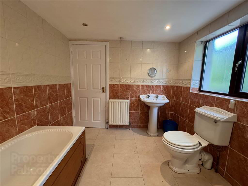 7 Hannahstown Hill 9 of 13