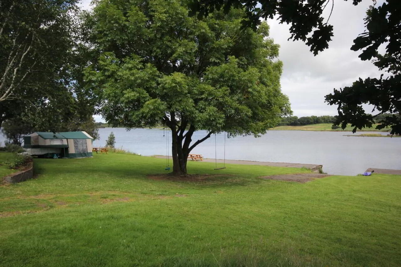 Lough Ramor Caravan And Camping Park And Lands 13 of 44