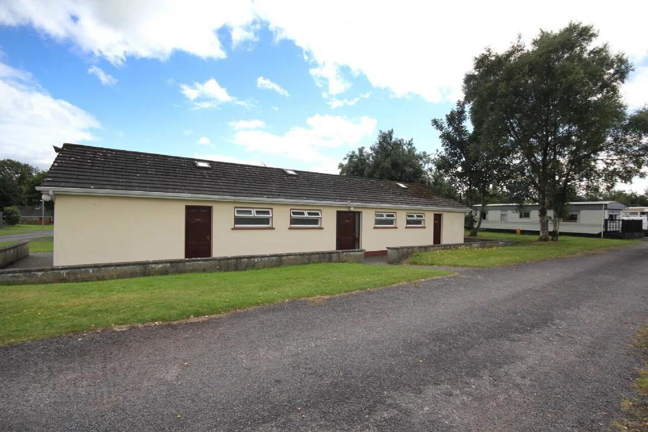 Lough Ramor Caravan And Camping Park And Lands 24 of 44