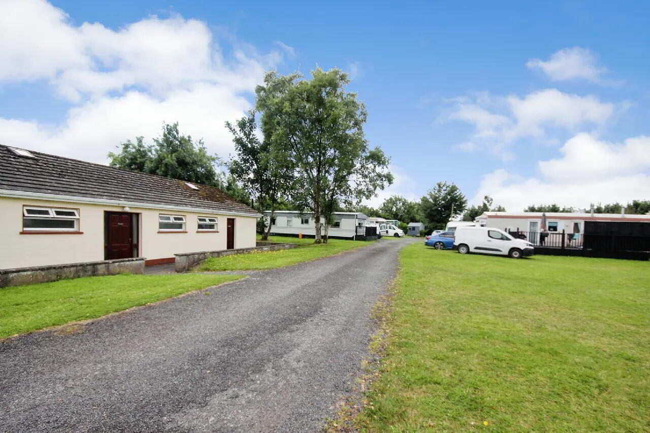 Lough Ramor Caravan And Camping Park And Lands 25 of 44