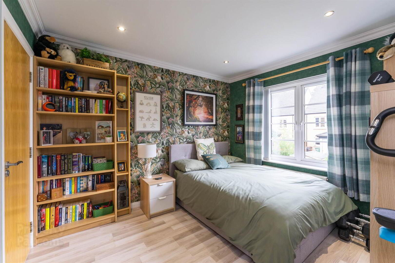 15 Eaton Court 7 of 15