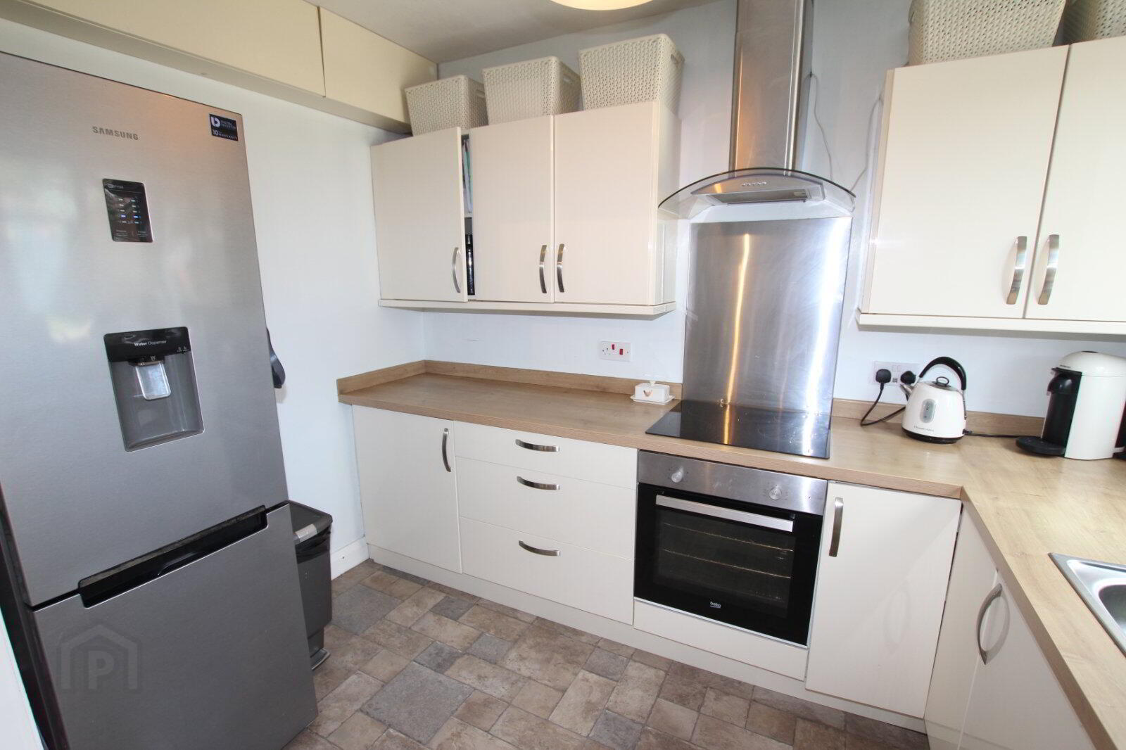 26 Elmfield Park 6 of 16