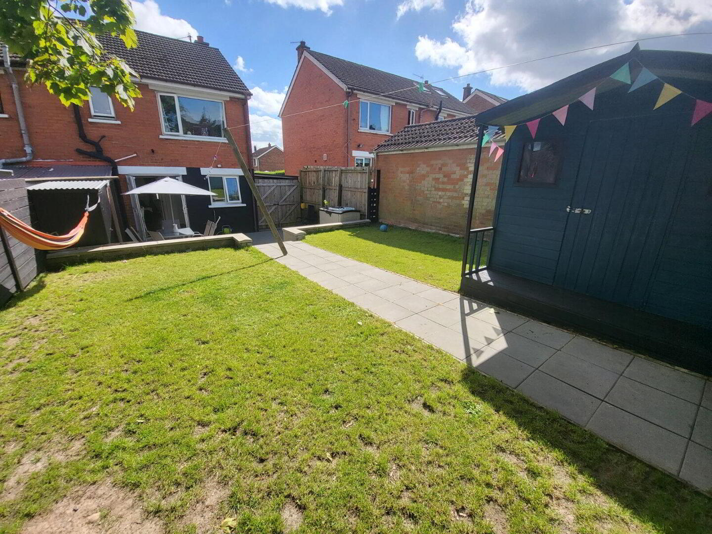 26 Elmfield Park 13 of 16