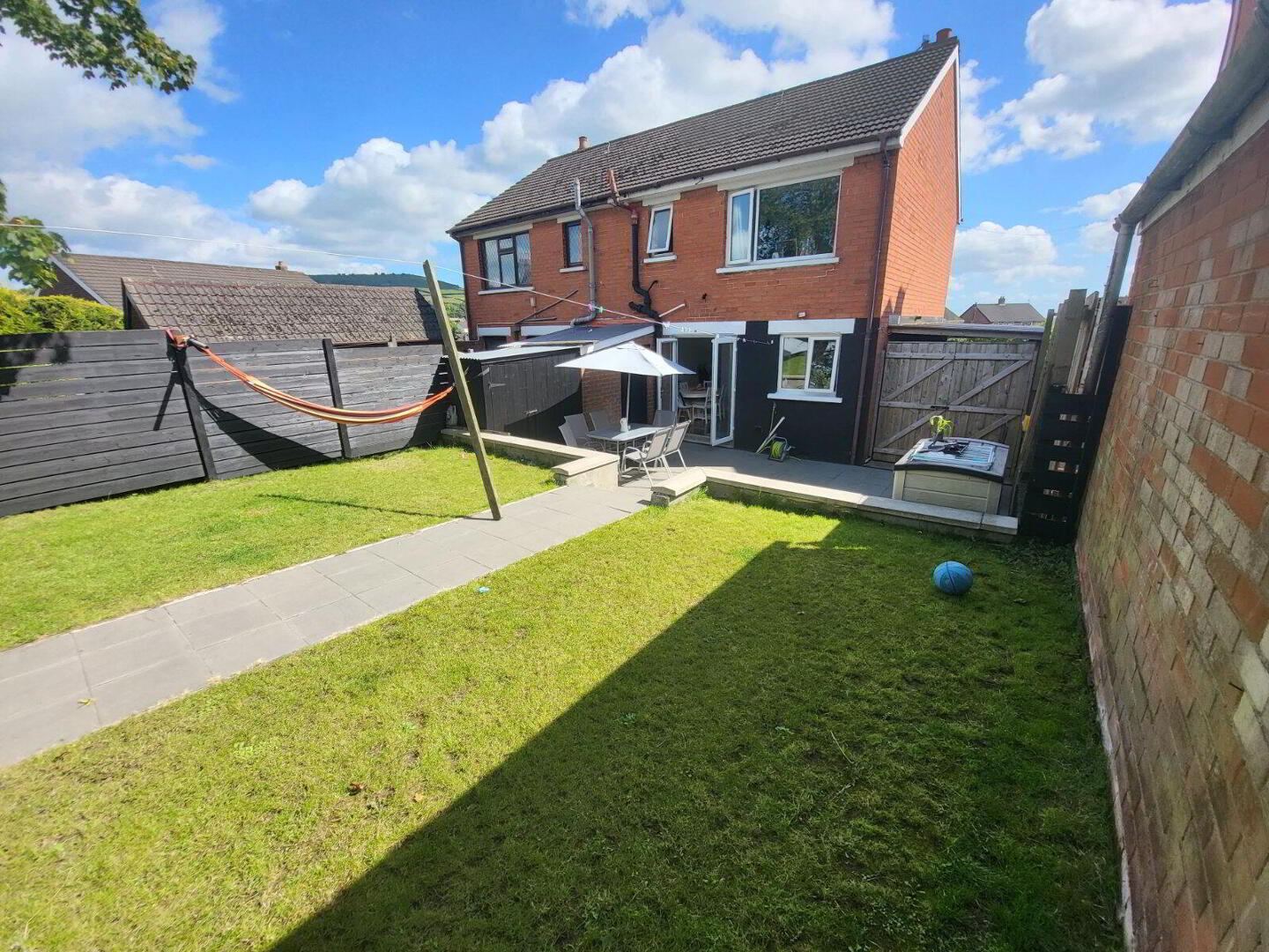 26 Elmfield Park 14 of 16