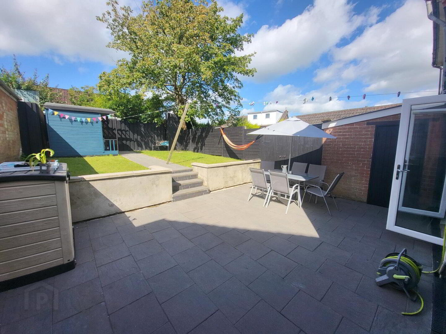26 Elmfield Park 16 of 16
