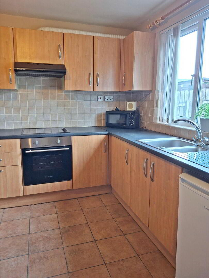 24 Loane Drive 6 of 17