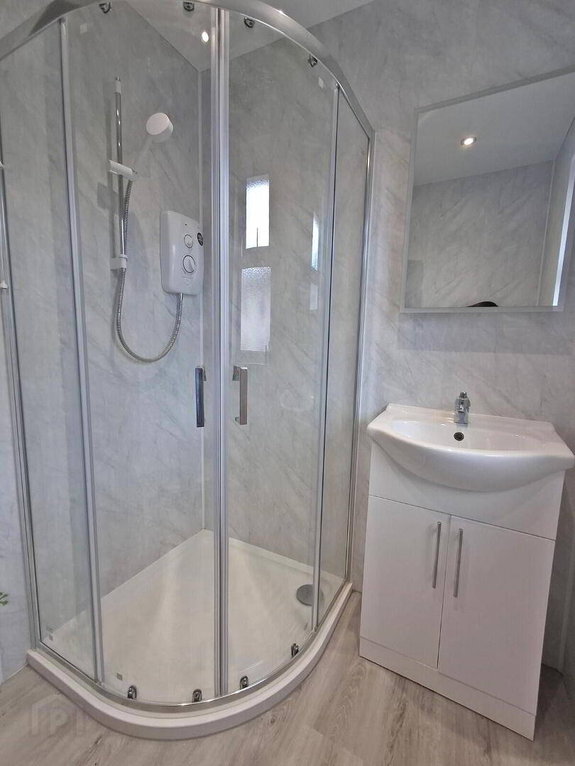 24 Loane Drive 15 of 17
