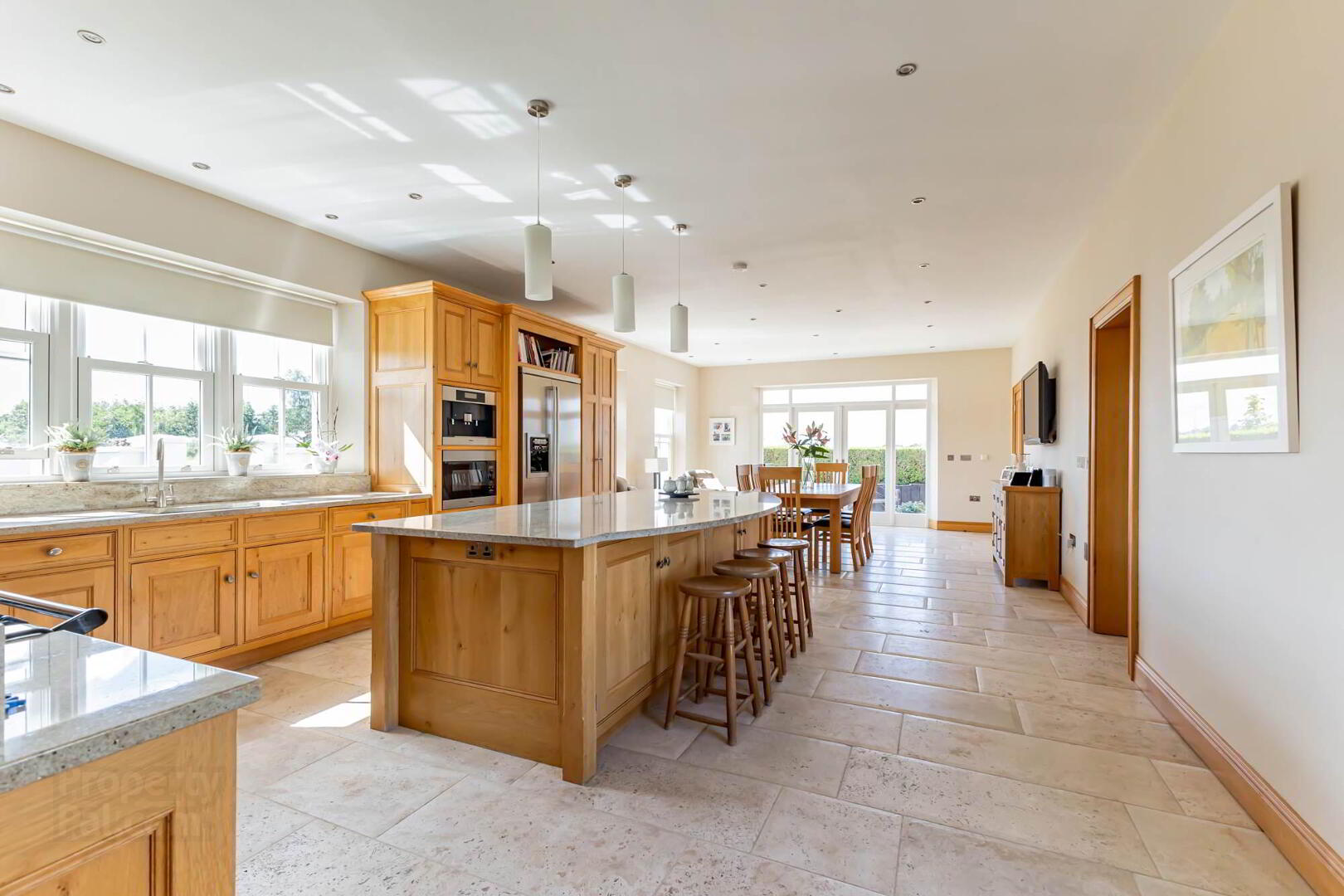 65 Carnbane Road 13 of 35