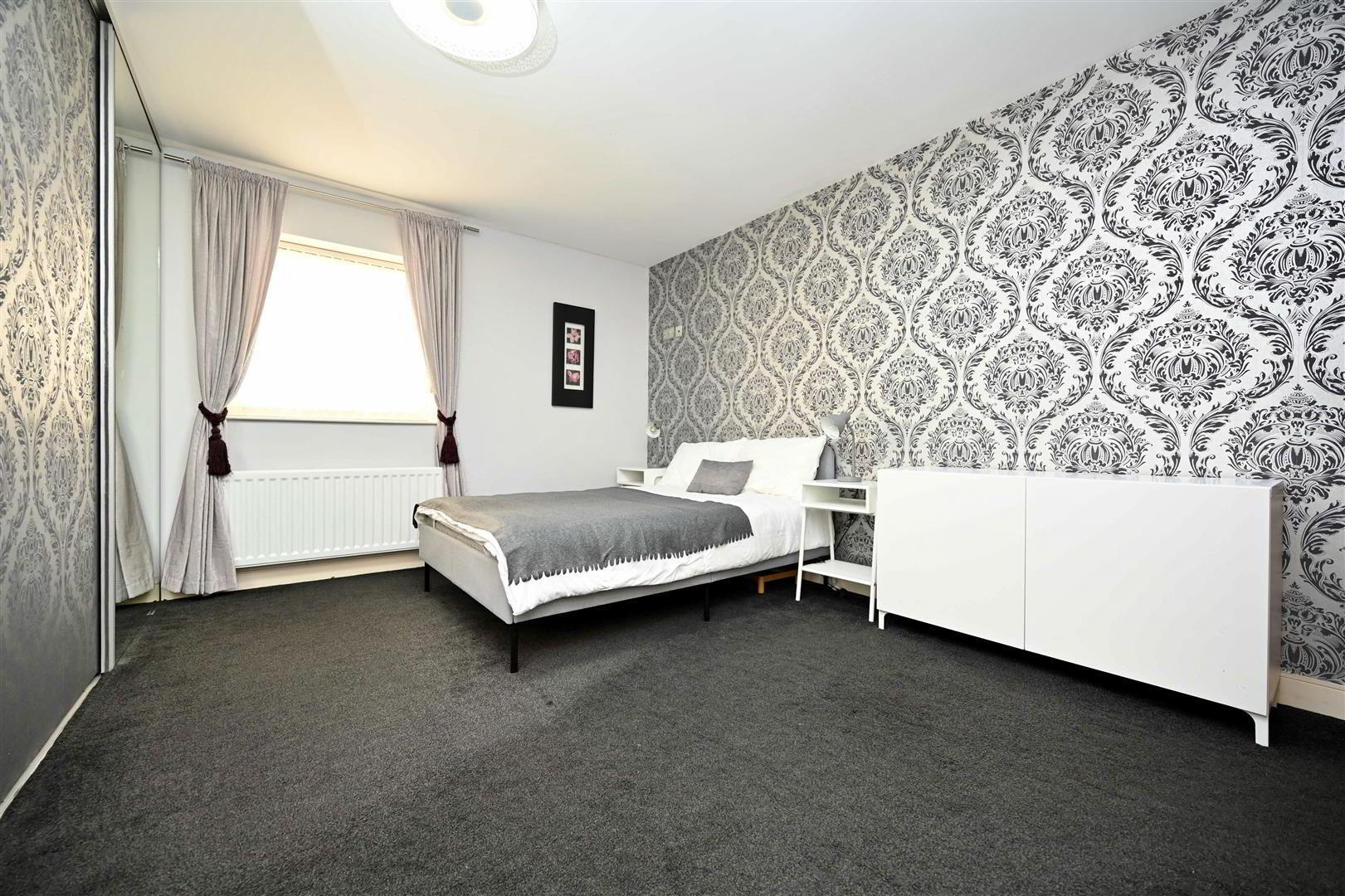 Apt 159 Victoria Place, 20 Wellwood Street 8 of 14