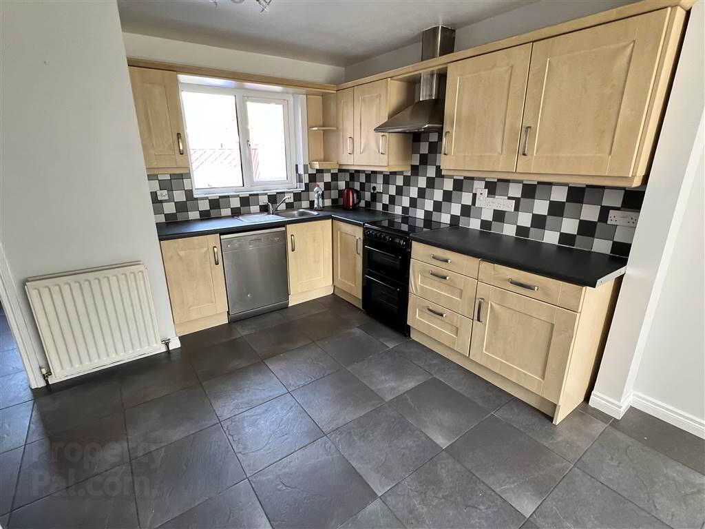 1 Demesne Crescent 6 of 20