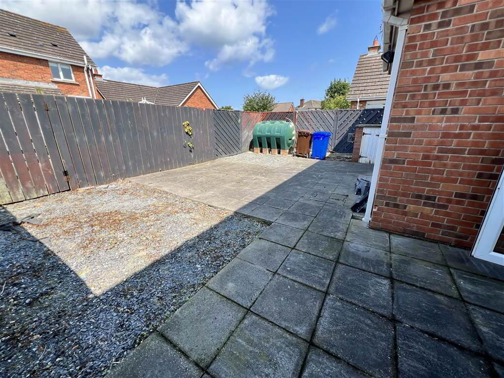 1 Demesne Crescent 19 of 20